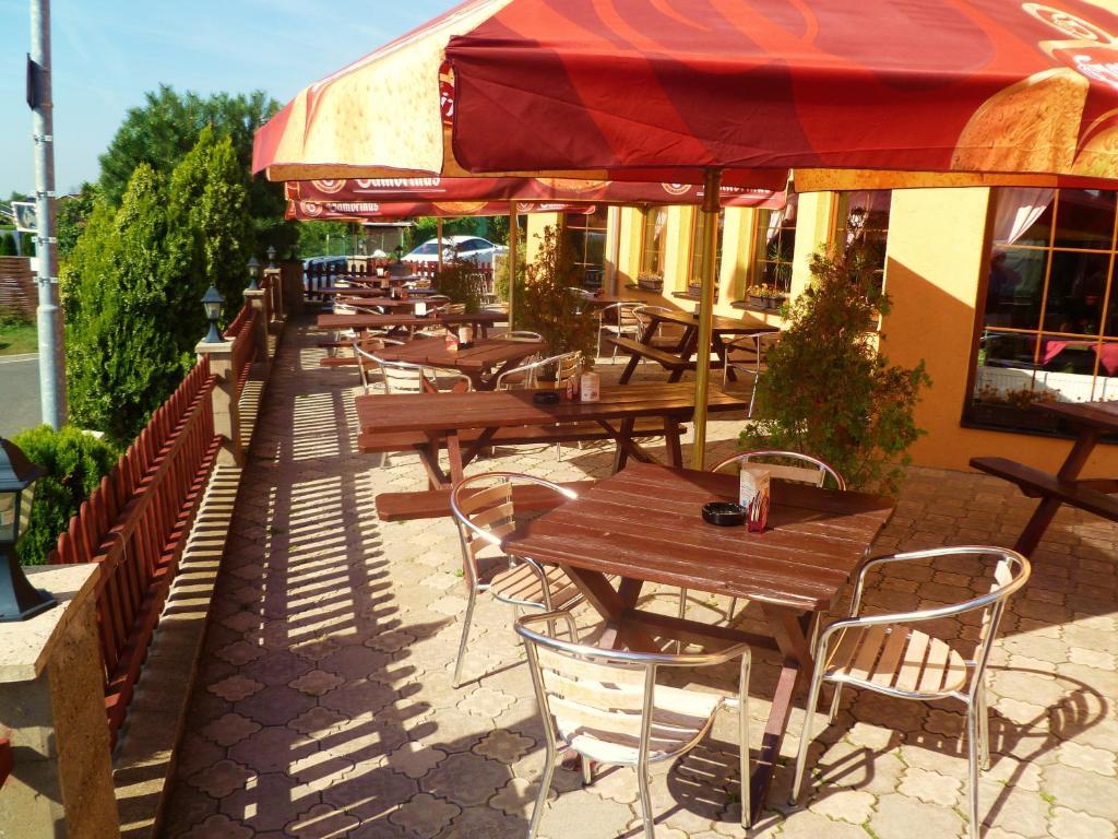 Hotel Pohádka Most Exterior foto