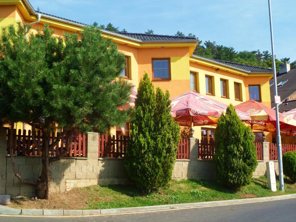 Hotel Pohádka Most Exterior foto