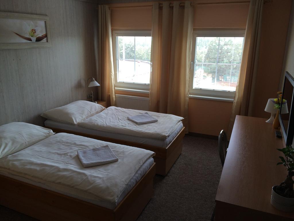 Hotel Pohádka Most Habitación foto